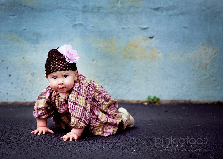 noelle9mos_020609_04381